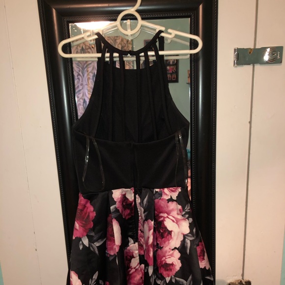 flower dress - Picture 2 of 7